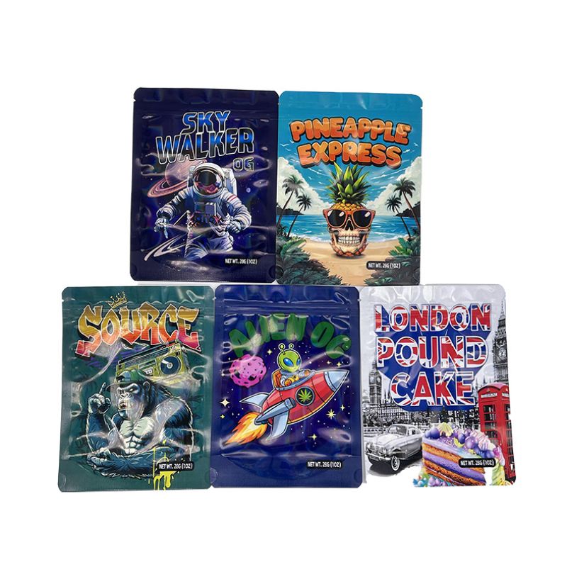 Airtight Pineapple Express Skull 1oz Mylar Bags